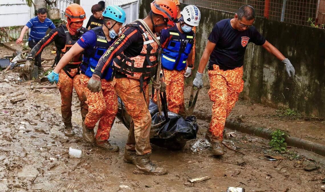 Die Zahl der Toten durch "Kalmaegi" steigt.