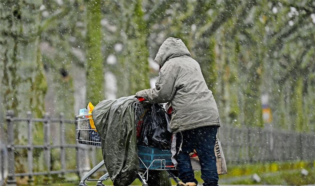 Die Zahl obdachloser und wohnungsloser Menschen ist in Baden-Württemberg auf einem Höchststand (Symbolbild).