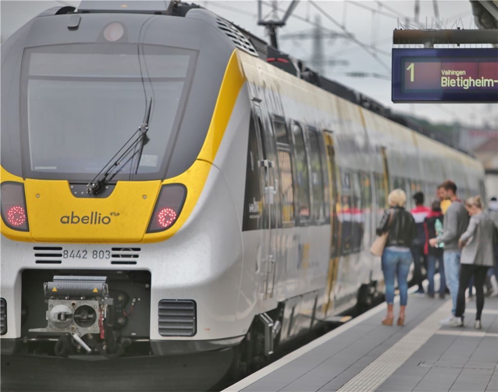 Die Züge des insolventen Betreibers Abellio sollen auch künftig den Mühlacker Bahnhof ansteuern. Archivfoto: Huber