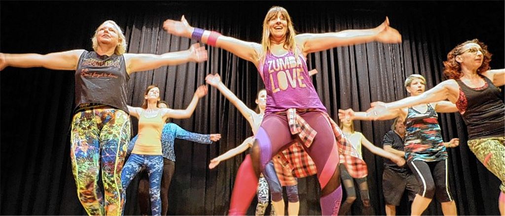 Unterhaltungsabend mit Zumba und Theater