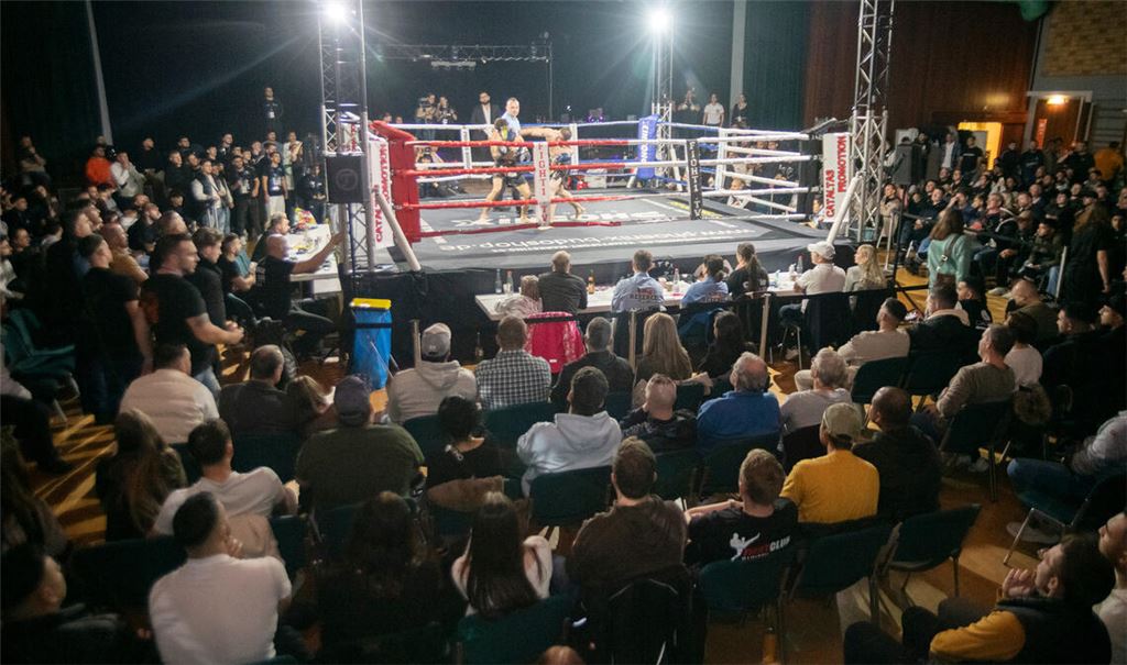 Die Zuschauer erwarten am 2. März wieder zahlreiche spannende Kämpfe in der Stromberghalle.