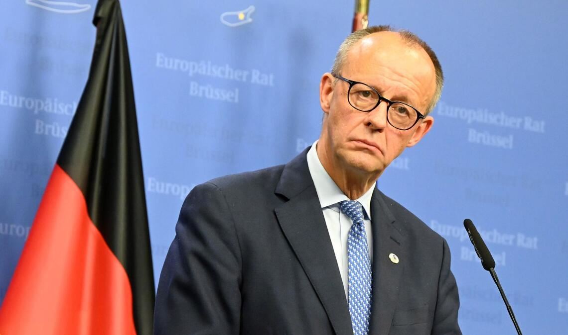 Die Zustimmung zu Kanzler Friedrich Merz ist erneut auf den niedrigsten Wert seit Beginn seiner Amtszeit gefallen.