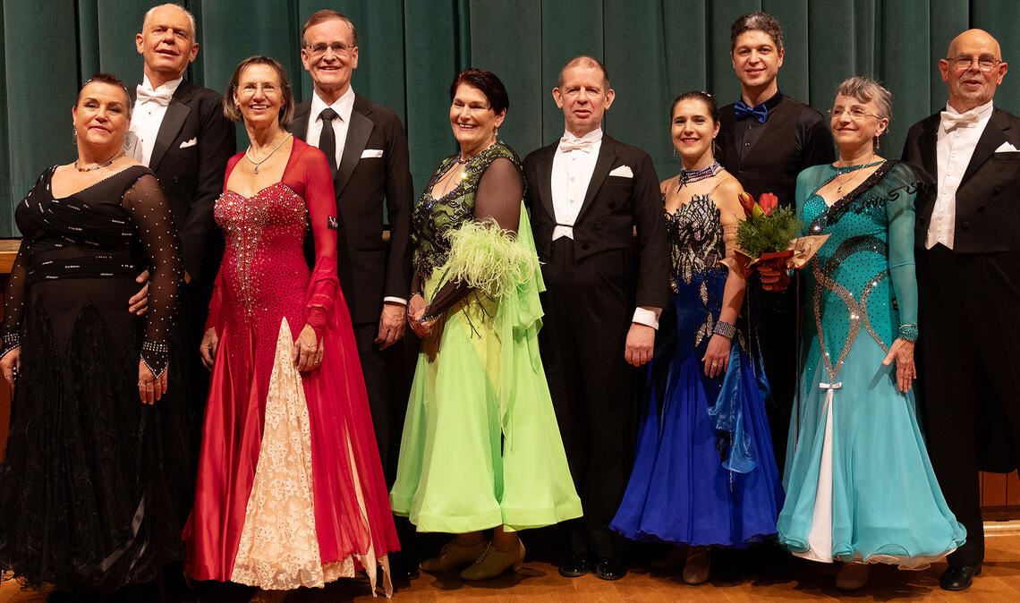 Die aktiven Turnierpaare des TSC Illingen. Foto: privat