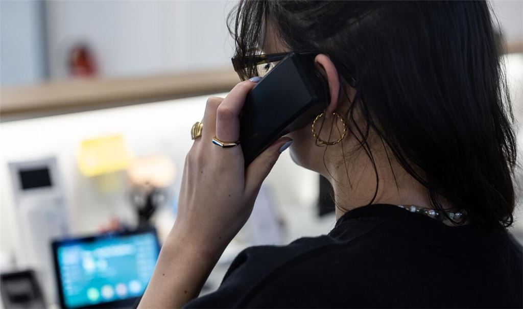 Die allermeisten Frauen verdienen in Partnerschaften weniger als der Mann (Archivbild)