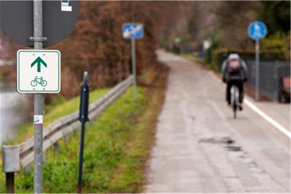 Die alte B10 in Enzberg wird zu einer Fahrradstraße. Foto: Fotomoment