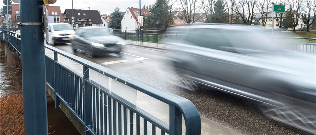 Die alte Herrenwaagbrücke soll bald der Vergangenheit angehören. Anfang nächsten Monats wird mit der Errichtung eines Ersatzneubaus angefangen. Foto: Fotomoment