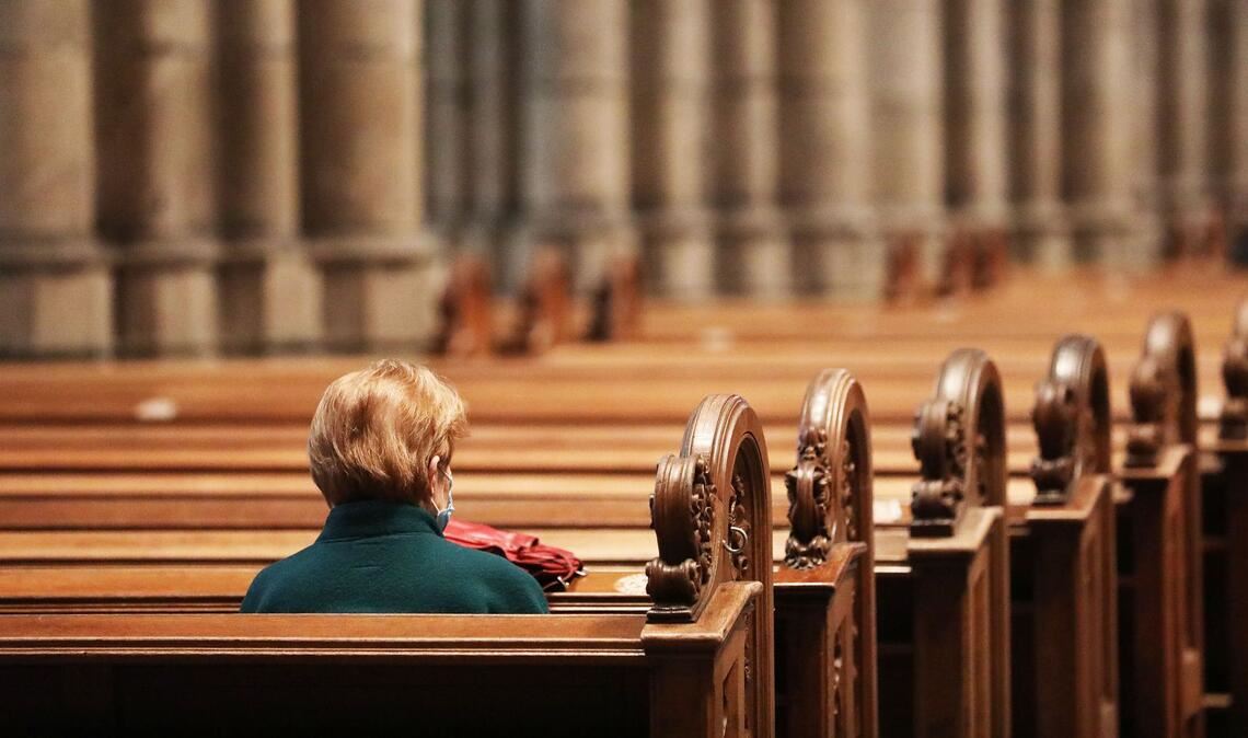 Die beiden großen Kirchen haben im vergangenen Jahr wieder viele Mitglieder verloren (Archivbild).