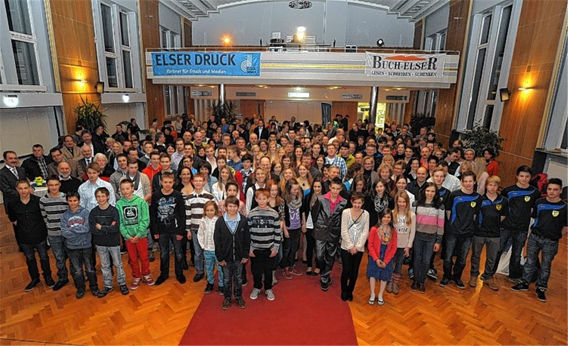 Die besten Sportler unserer Region standen zur Wahl und waren bei der Ehrungsfeier im Uhlandbau gestern Abend gespannt, wer wohl gewonnen haben würde. Foto: Fotomoment