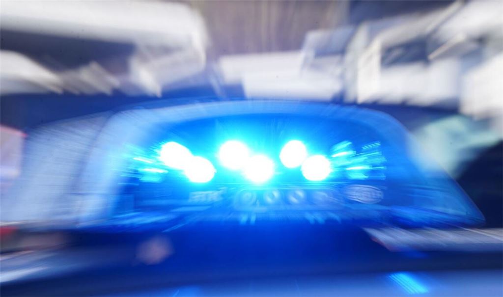Die betroffene Landstraße 1084 war am Nachmittag voll gesperrt. (Symbolbild)