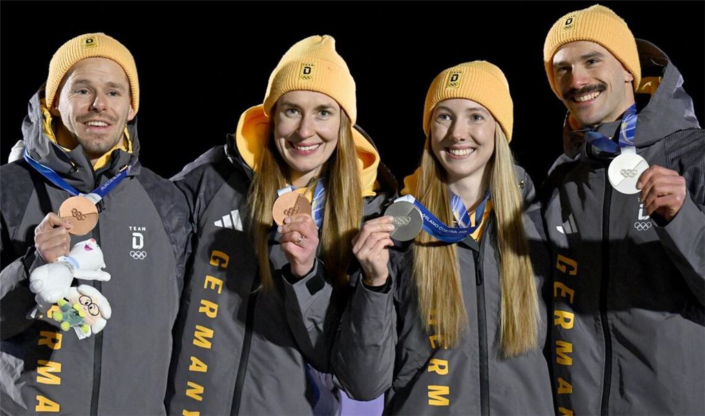 Die deutschen Skeleton-Teams Christopher Grotheer/Jacqueline Pfeifer und Susanne Kreher/Axel Jungk (v. li.).
