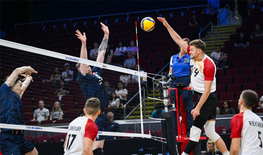 Die deutschen Volleyballer erfüllten die Pflichtaufgabe.
