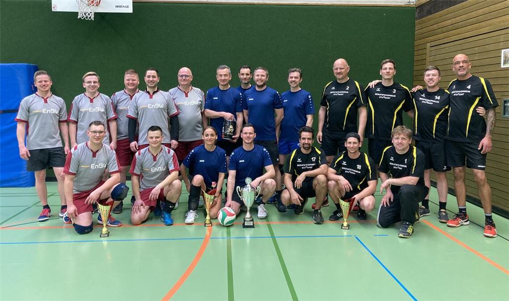 Die drei erstplatzierten Teams.