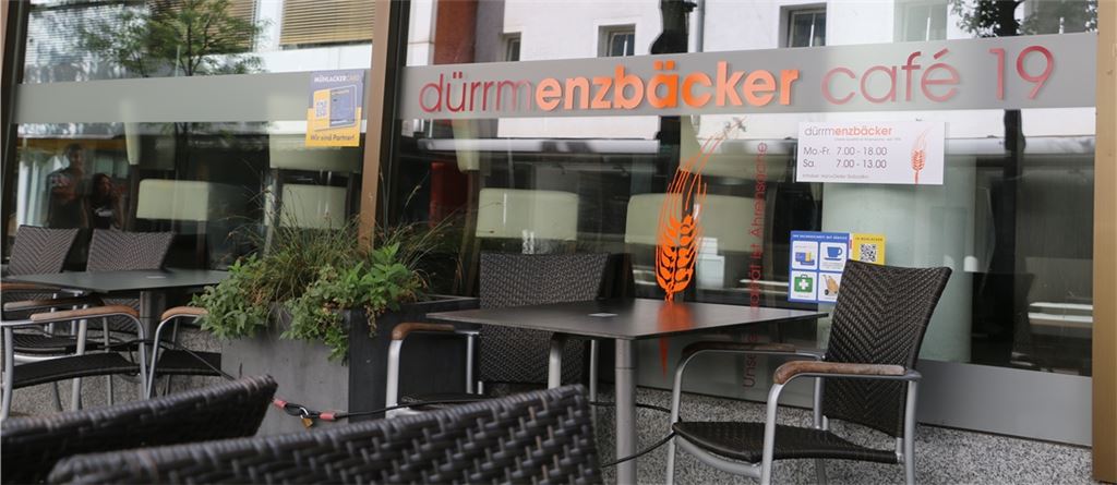 Die dürrmenzbäcker-Filiale im Kaufhaus Sämann wird spätestens nach dem Martini-Markt geschlossen, doch der Leerstand soll nur von kurzer Dauer sein.Foto: Deeg