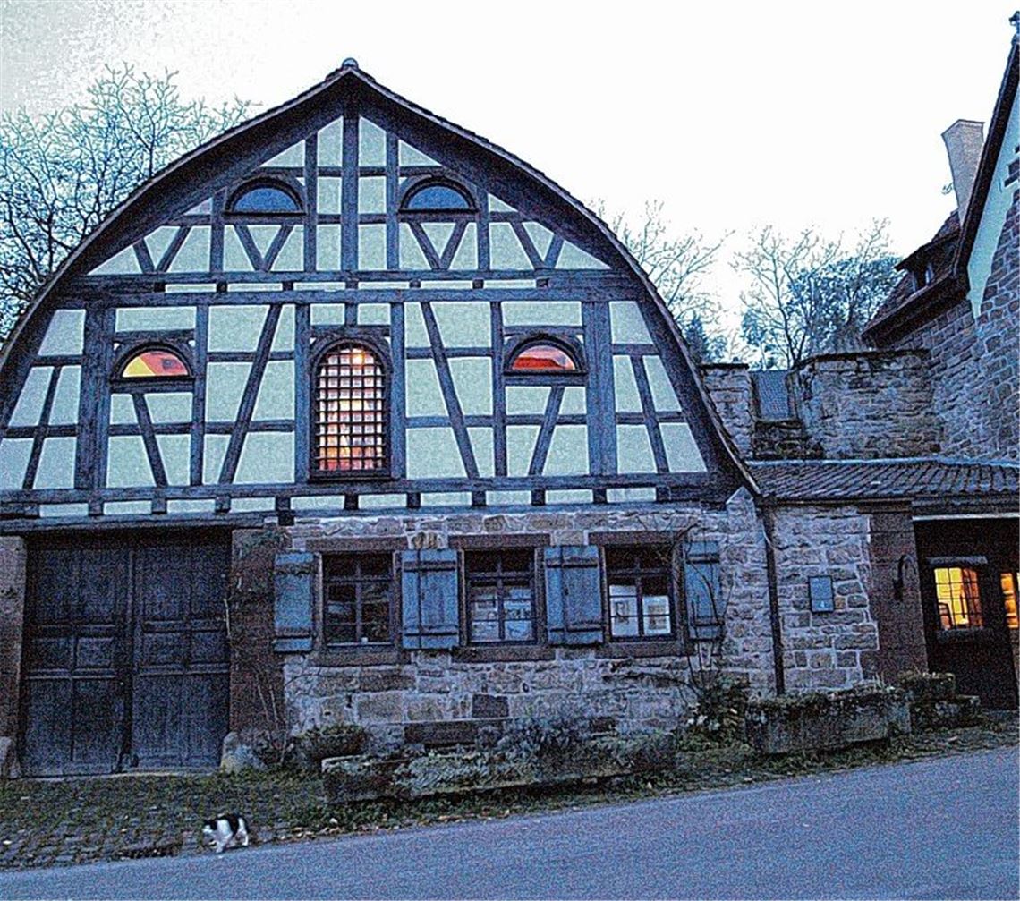 Kleine und große Remise als Blickfang