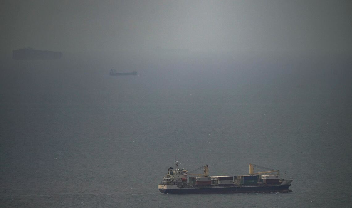 Die für den Welthandel wichtige Straße von Hormus bleibt weitestgehend blockiert.