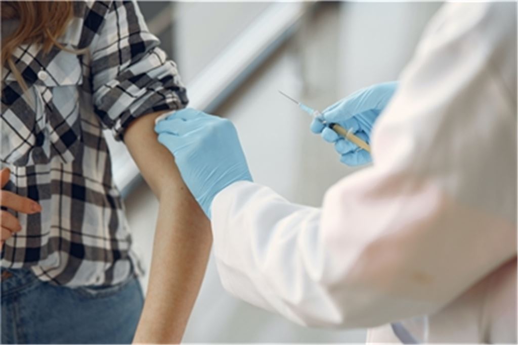 Die für die Impfkampagne verantwortlichen Ärzte und Behörden im Enzkreis wollen noch mehr auf die Menschen zugehen, um die Impfquote zu erhöhen. Foto: pexels.com