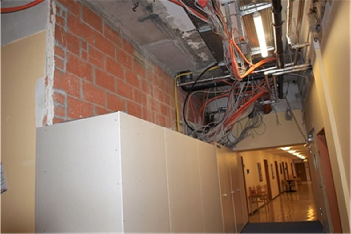 Die grundlegende Modernisierung des in die Jahre gekommenen Altbaus des Kinderzentrums gleicht einer Operation am offenen Herzen. Schon jetzt ist klar, dass die Einrichtung noch mehr finanzielle Unterstützung von Spendern benötigt, um den Kraftakt zum Wohle der jungen Patienten und ihrer Familien stemmen zu können. Foto: Filitz