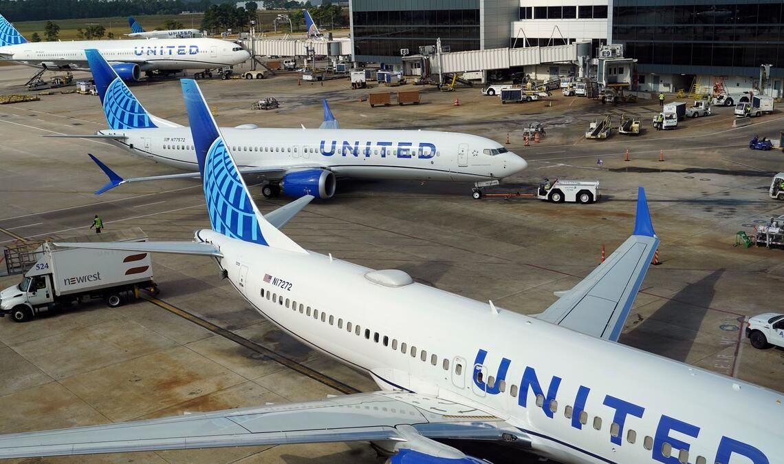 Die hohen Kerosin-Preise machten einige Flugstrecken von United Airlines unrentabel. (Archivbild)