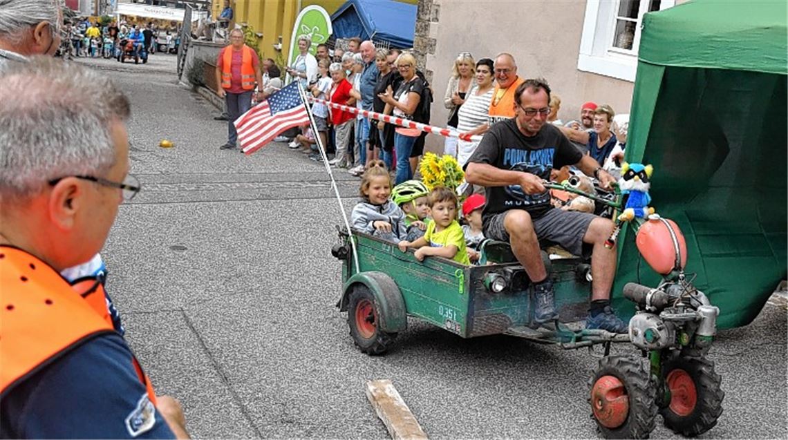 Straßenfest nimmt rasch Fahrt auf