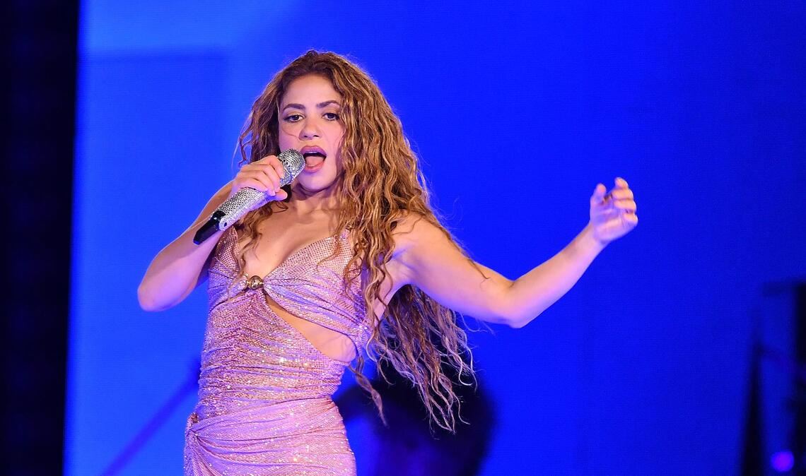 Die kolumbianische Sängerin Shakira tritt am Samstag am legendären Copacabana-Strand auf. (Archivbild)
