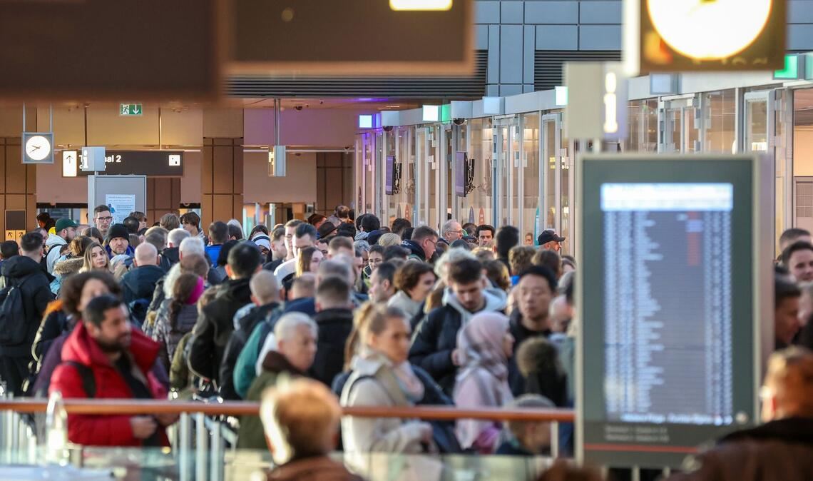 Die meisten Anträge bezogen sich wie jedes Jahr auf den Flugreiseverkehr. (Archivbild)