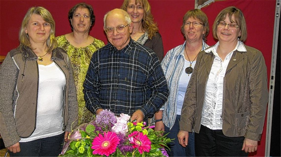 Die neue Vorstandschaft von Eintracht Illingen (v. li.): Elke Henz, Renate Müller, Werner Müller, Sabine Bott, Susanne Klein und Martina Haußmann. Foto: privat