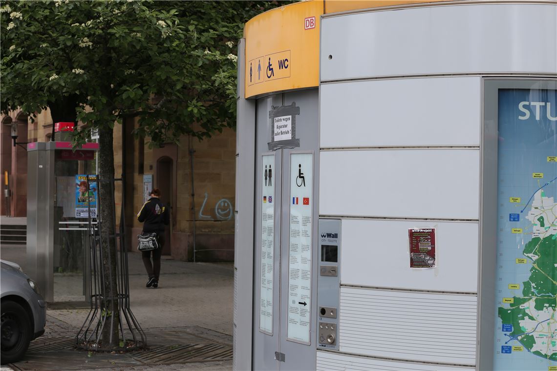 Keine WC-lose Zeit am Bahnhof Die öffentliche WC-Anlage aum Bahnhof soll abgebaut werden und durch eine neue Toilette ersetzt werden. Foto: Archiv