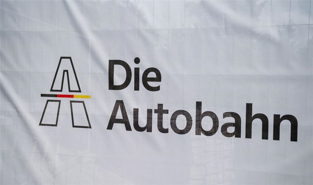 Die rund 14.000 Beschäftigten der Autobahn GmbH bekommen mehr Geld.
