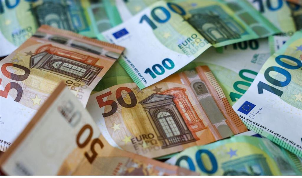 Die schwarz-rote Koalition hatte wegen der Preissteigerungen insbesondere im Energiesektor durch den Iran-Krieg Entlastungen für die Bürgerinnen und Bürger auf den Weg gebracht.