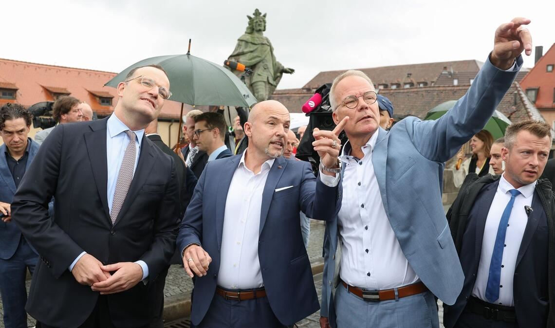 Schwarz-Rot sucht den "Geist von Würzburg" Die schwarz-roten Fraktionsspitzen wollen mehr Teamplay.