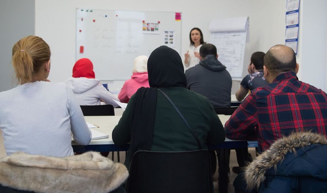 Die sogenannten Erstorientierungskurse für Schutzsuchende hat das Bundesamt für Migration und Flüchtlinge (Bamf) 2017 eingeführt. (Archivfoto)
