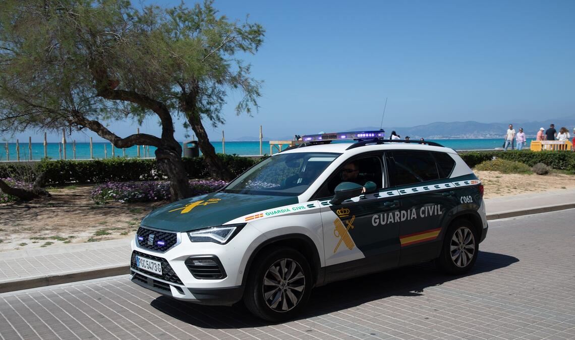 Die spanische Polizeieinheit Guardia Civil hat auf Teneriffa einen Deutschen unter dem Verdacht festgenommen, seine Mutter erschossen zu haben. (Symbolbild)