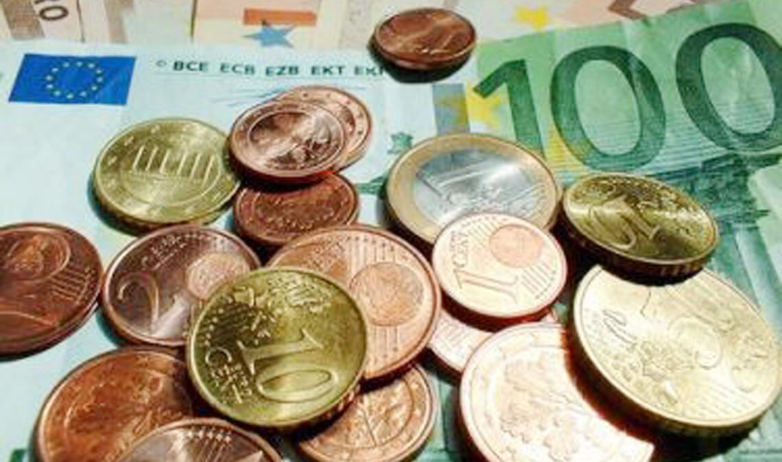 Die strukturellen Probleme der Knittlinger Finanzen führen zu einer Steuererhöhung. Symbolfoto: Archiv