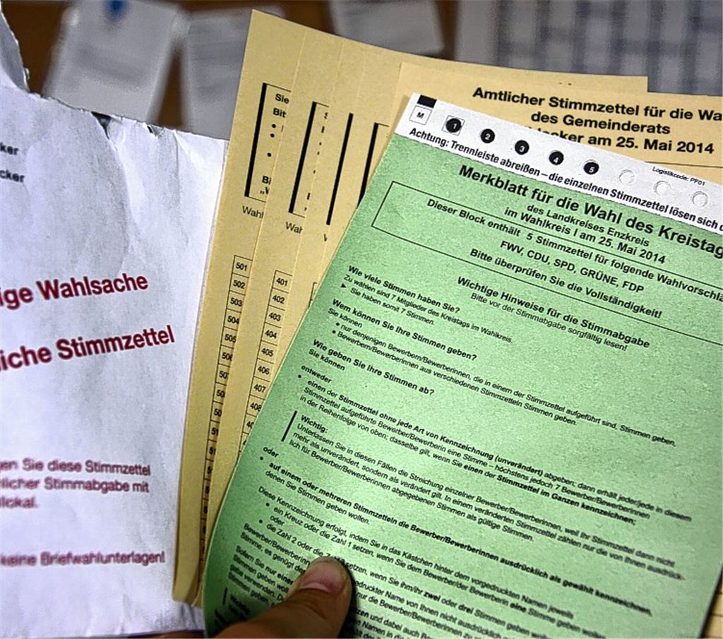 Die verschiedenen Stimmzettel.
