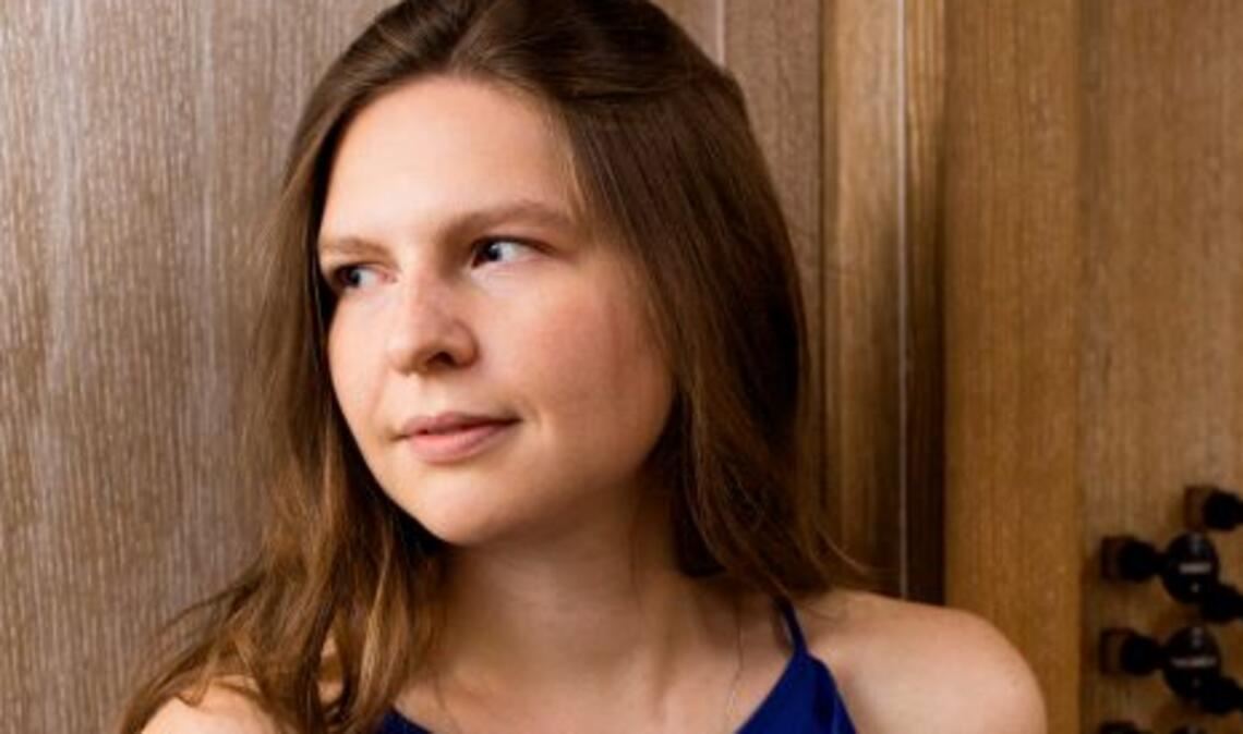 Die vielfach ausgezeichnete Organistin Mona Hartmann spielt in dieser Woche in Maulbronn. Foto: Conrad Schmitz