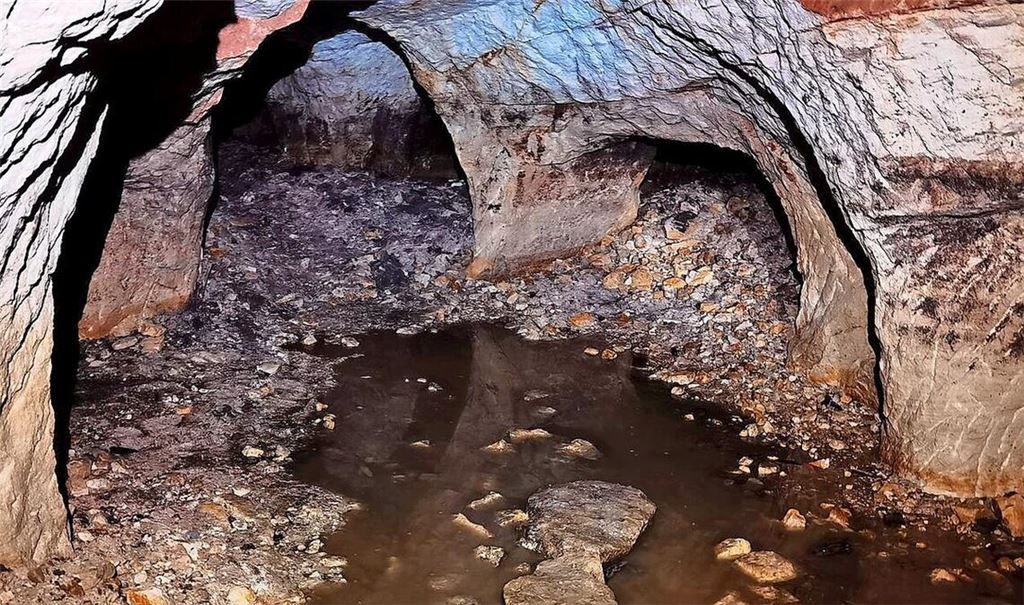 Die wohl letzte Aufnahme aus dem Innern der Bopserhöhlen – das Tiefbauamt hat sie vor dem Verfüllen angefertigt.