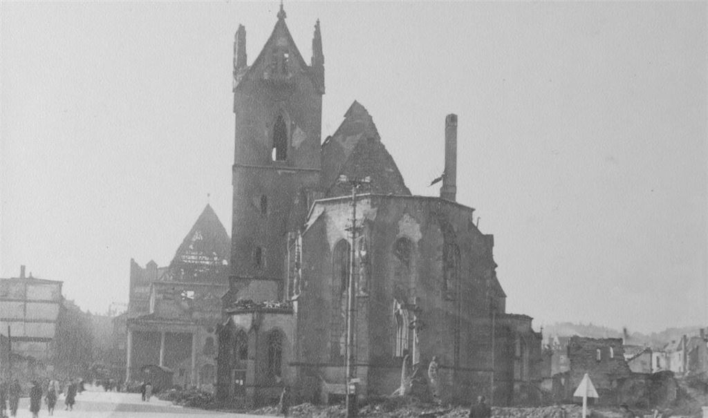 Die zerstörte Stuttgarter Leonhardskirche im Jahr 1945. Foto: Evangelisches Archiv Baden und Württemberg