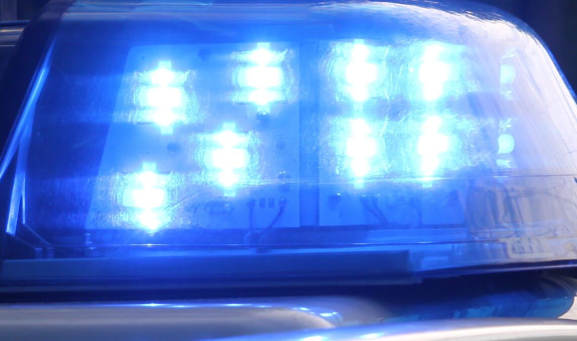 Diebe haben es auf eine Gelenkteleskoparbeitsbühne abgesehen. Jetzt ermittelt die Polizei. Symbolfoto: Archiv