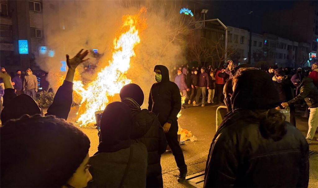 Dieses am 9. Januar aufgenommene Foto soll Iraner bei einem Protest gegen die Regierung in Teheran zeigen.