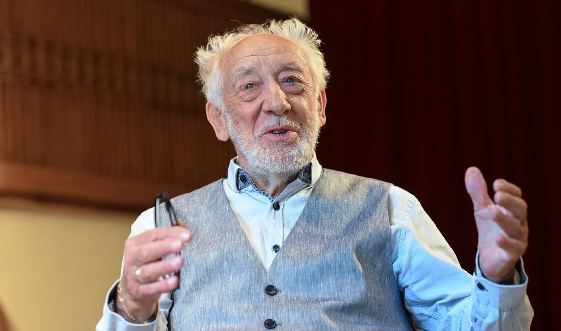 Dieter Hallervorden schrieb Fernsehgeschichte mit "Nonstop Nonsens", später feierte er ein Comeback als Charakterdarsteller.