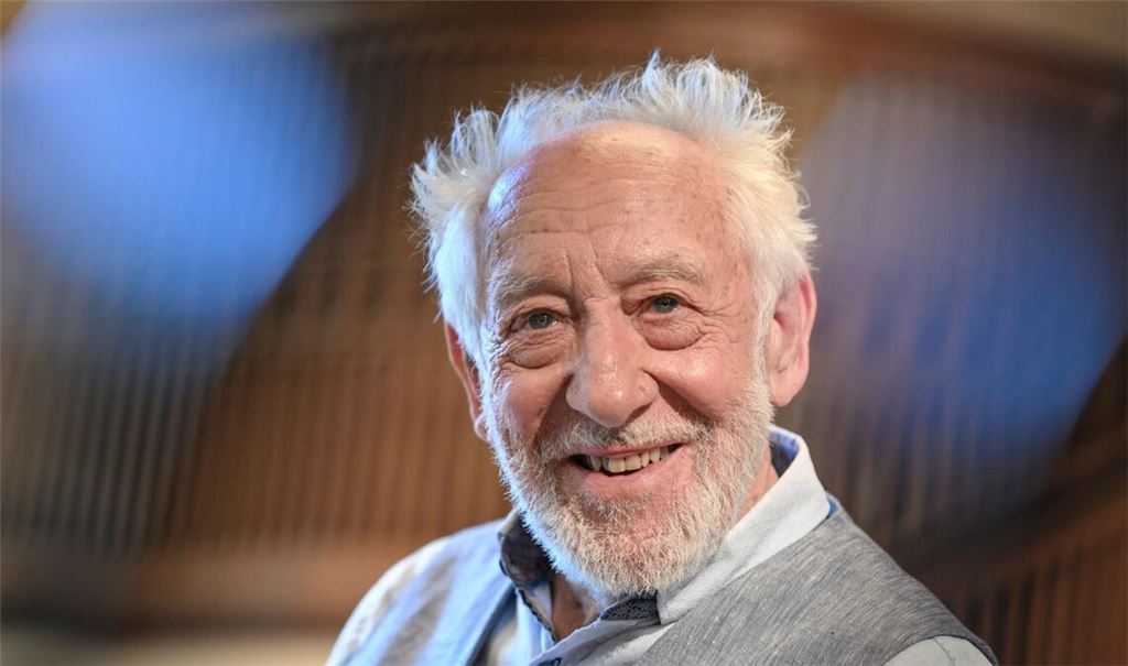 Dieter Hallervorden wird 90 und feiert seinen runden Geburtstag auf der Bühne.