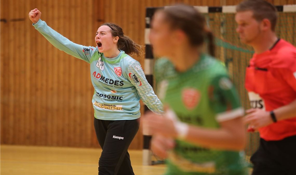 Dina Hesse hat Grund zum Jubeln: Mit ihrem Team der TG88 Pforzheim gewinnt sie den Drittliga-Auftakt gegen Möglingen.Foto: rub
