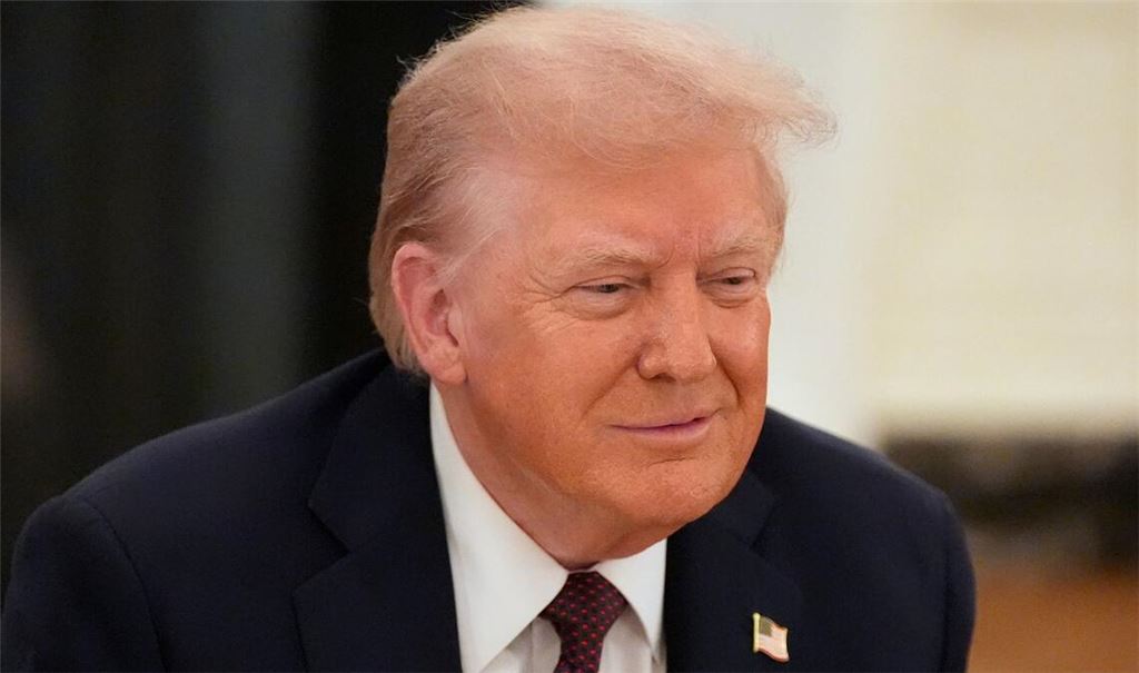 Donald Trump sieht in der Milliardenstrafe gegen Google vor allem eine Attacke auf ein US-Unternehmen. (Archivbild)