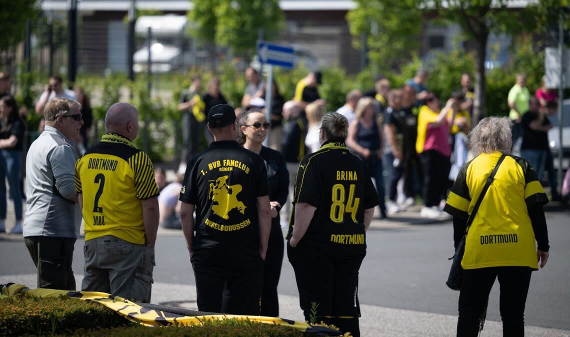 Dortmund-Fans: Ernüchterung nach der verpassten Meisterschaft.