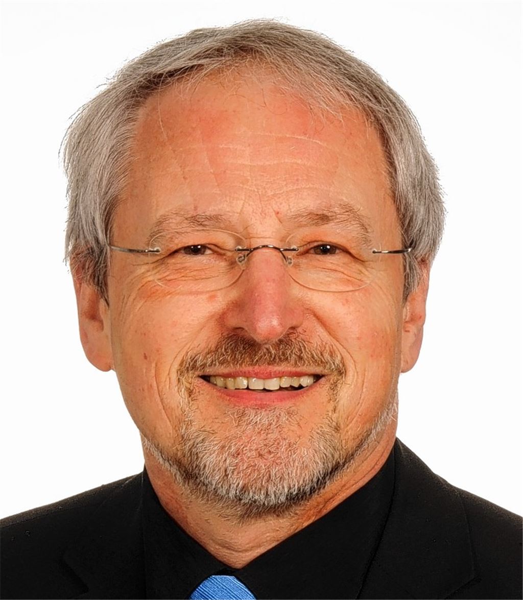 Dr. Bernd Grimmer.