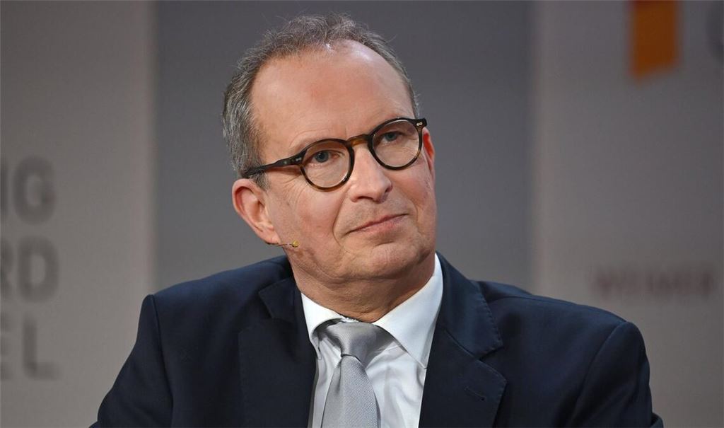 Dr. Christoph Specht, Arzt und Medizinkorrespondent, konnte bei Günther Jauch nicht so recht weiterhelfen.