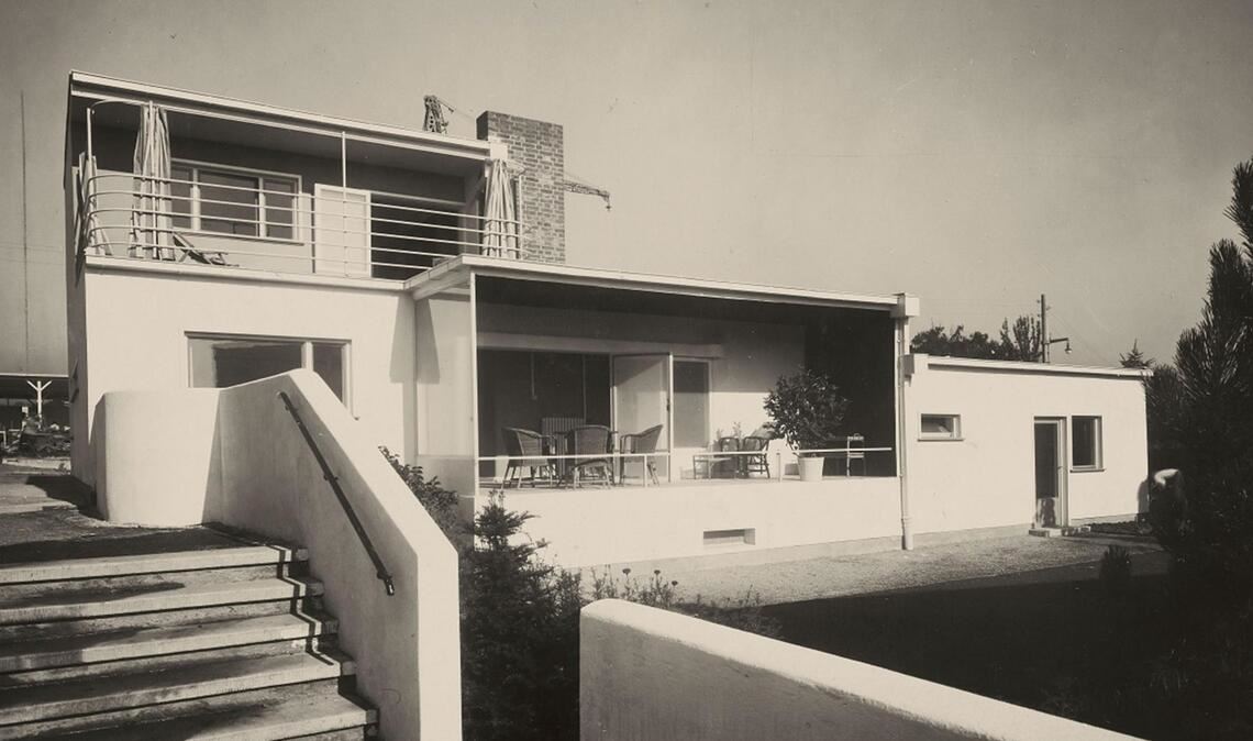 Dr. Otto Lossen: Einfamilienhaus von Adolf Rading Am Weissenhof 20 in Stuttgart – 1956 abgerissen.