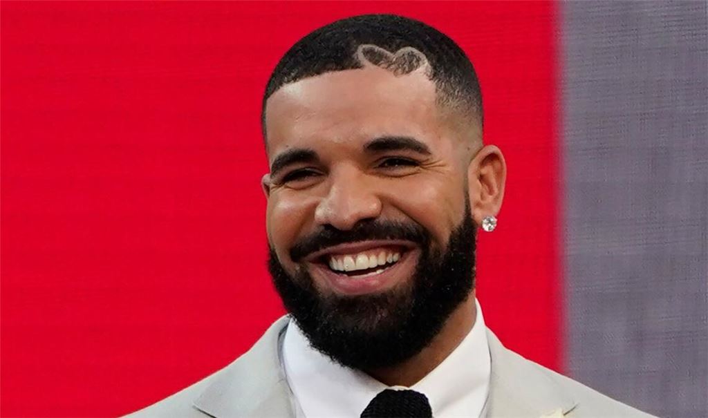 Drake überraschte seine Fans diesen Monat mit gleich drei neuen Alben. (Archivbild)