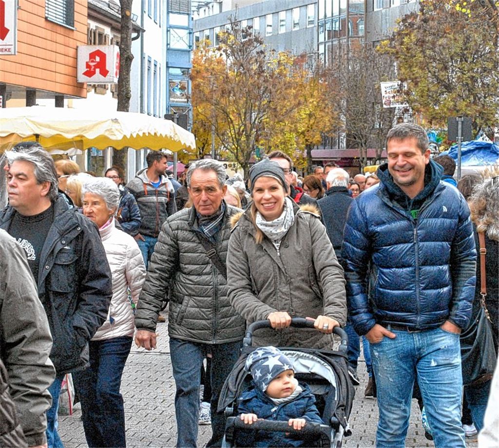 Einkaufsflair lockt Besuchermassen