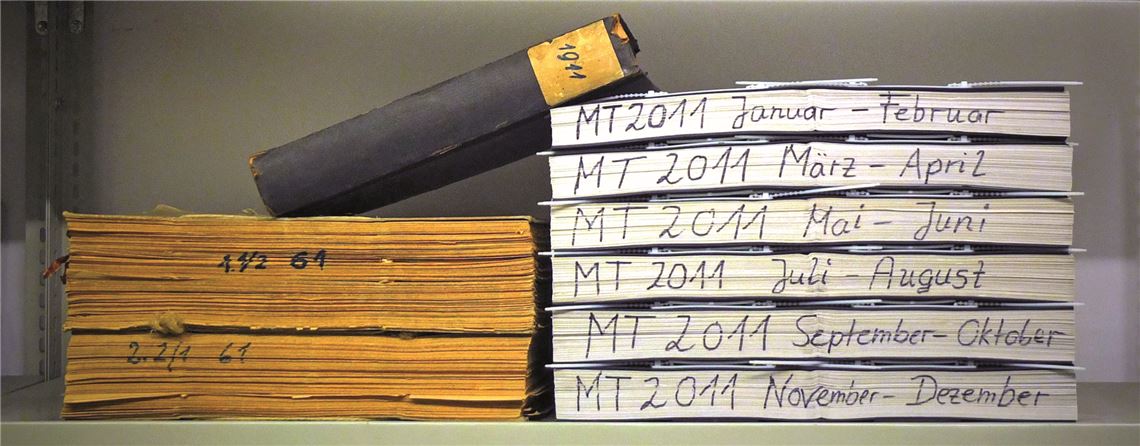 Drei Jahrgänge aus einem Jahrhundert Tageszeitungsgeschichte: Das Archiv im Untergeschoss des Verlagsgebäudes birgt ungeahnte Schätze.